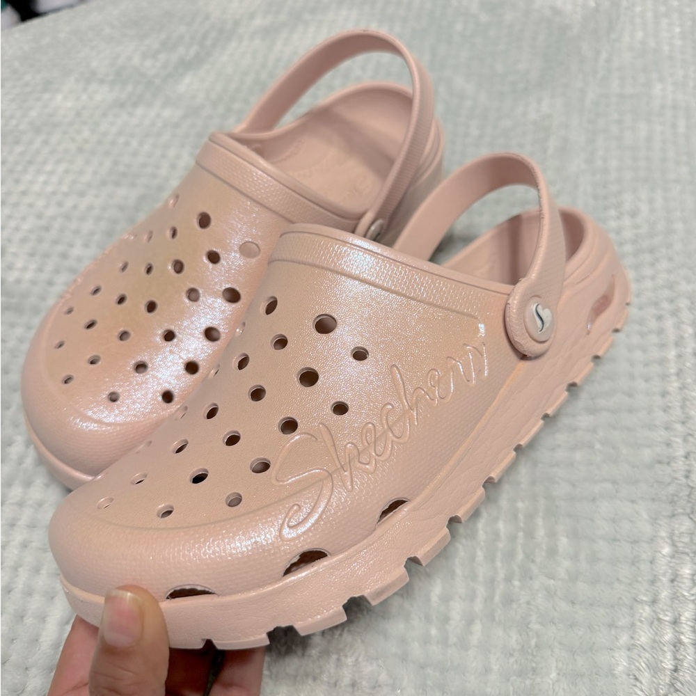 Skechers Pink Mules & Clogs